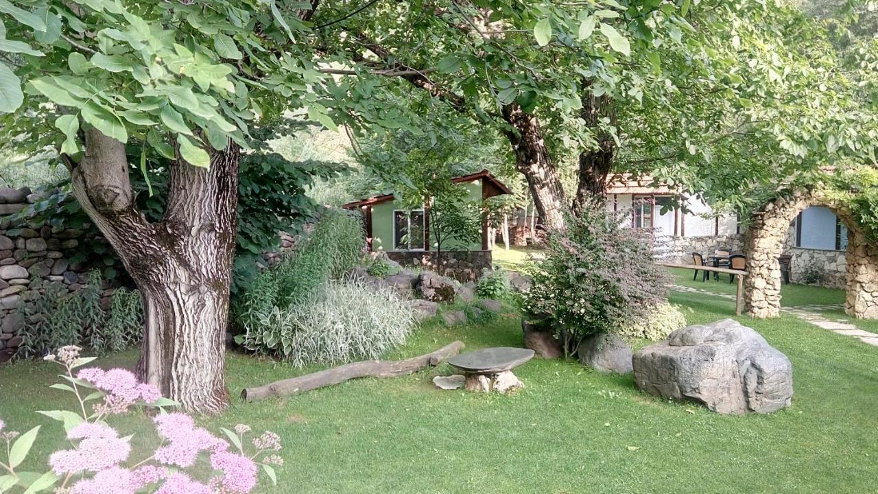 Bed and Breakfast Eco Garden Dilidżan Zewnętrze zdjęcie